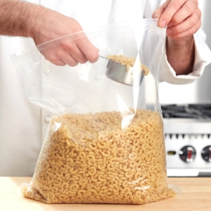 如何选用和正确使用食品级塑料袋以确保健康安全？